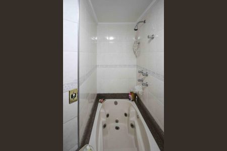 Apartamento à venda com 92m², 2 quartos e 2 vagasBanheiro Social