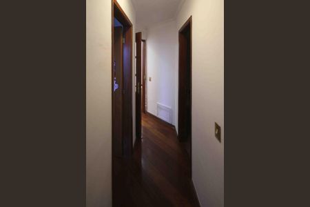 Apartamento à venda com 92m², 2 quartos e 2 vagasCorredor