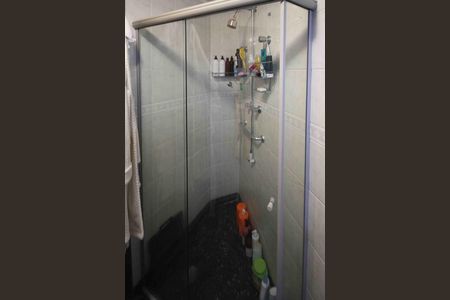 Apartamento à venda com 92m², 2 quartos e 2 vagasBanheiro da suite