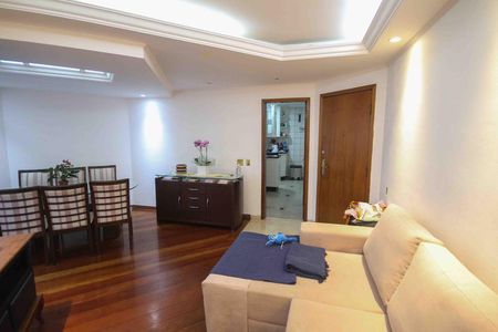 Apartamento à venda com 92m², 2 quartos e 2 vagasSala
