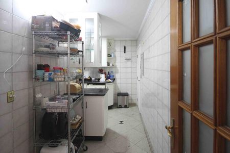 Apartamento à venda com 92m², 2 quartos e 2 vagasBanheiro Social