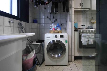 Apartamento à venda com 92m², 2 quartos e 2 vagasÁrea de Serviço