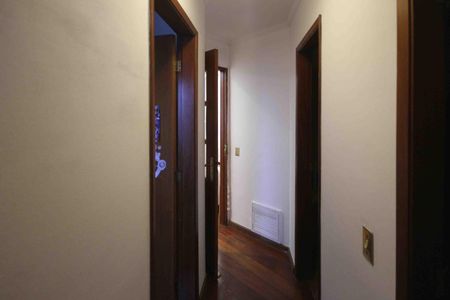 Apartamento à venda com 92m², 2 quartos e 2 vagasCorredor