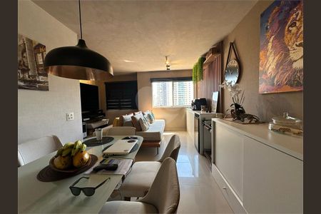 Apartamento à venda com 3 quartos, 58m² em Santa Teresinha, São Paulo