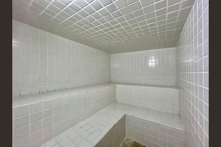 Apartamento à venda com 146m², 3 quartos e 2 vagas Apartamento à venda com 146m², 3 quartos e 2 vagasÁrea comum - Sauna