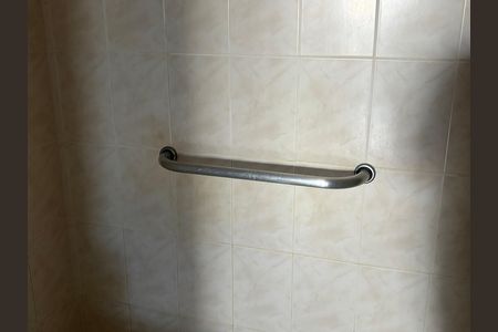 Apartamento à venda com 146m², 3 quartos e 2 vagas Apartamento à venda com 146m², 3 quartos e 2 vagasBanheiro da suíte