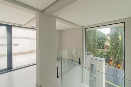 Casa de condomínio à venda com 248m², 3 quartos e 3 vagasÁtico