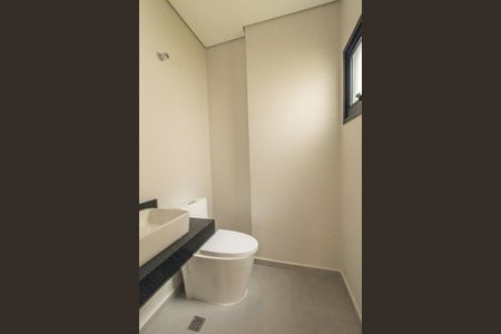 Casa de condomínio à venda com 248m², 3 quartos e 3 vagasLavabo