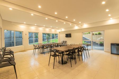 Casa de condomínio à venda com 248m², 3 quartos e 3 vagasÁrea comum - Salão de festas