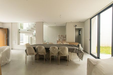 Casa de condomínio à venda com 248m², 3 quartos e 3 vagasCozinha