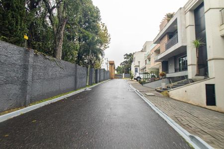 Casa de condomínio à venda com 248m², 3 quartos e 3 vagasÁrea externa