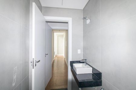 Casa de condomínio à venda com 248m², 3 quartos e 3 vagasBanheiro da Suíte 3
