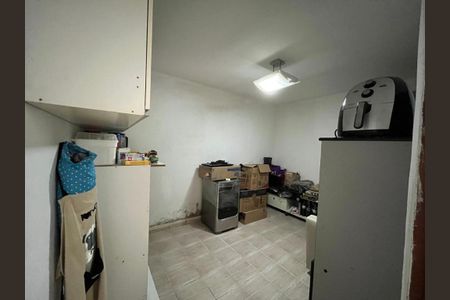 Foto 02 de casa à venda com 4 quartos, 184m² em Vila Olinda, São Paulo