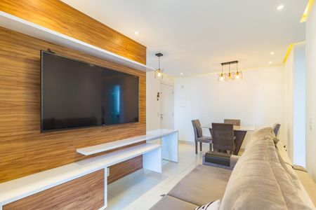 Apartamento para alugar com 61m², 2 quartos e 1 vaga Apartamento para alugar com 61m², 2 quartos e 1 vagaSala
