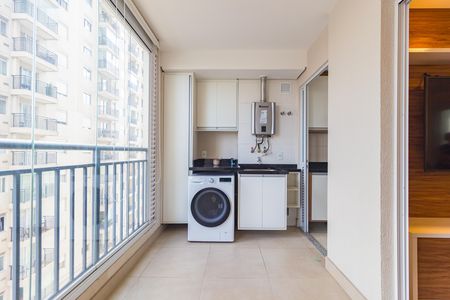 Apartamento para alugar com 61m², 2 quartos e 1 vaga Apartamento para alugar com 61m², 2 quartos e 1 vagaVaranda