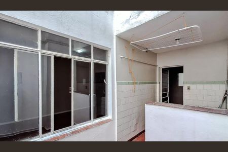 Apartamento à venda com 84m², 1 quarto e sem vaga