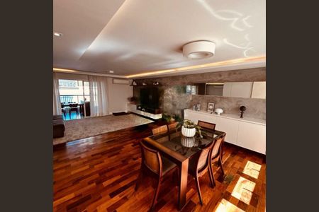Apartamento à venda com 310m², 4 quartos e 4 vagas