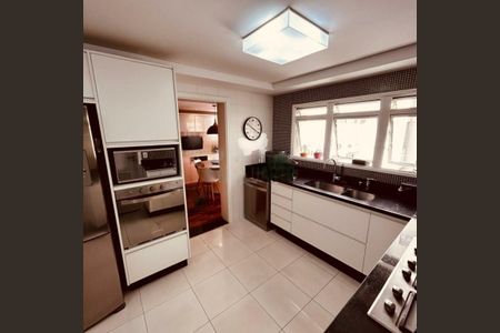 Apartamento à venda com 310m², 4 quartos e 4 vagas