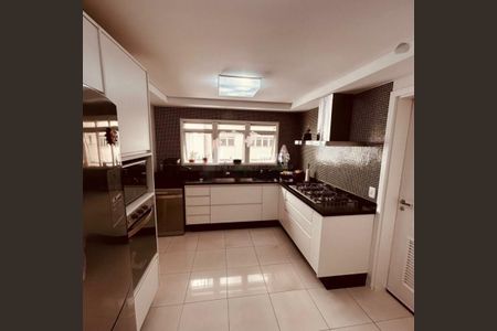 Apartamento à venda com 310m², 4 quartos e 4 vagas
