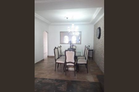 Casa à venda com 3 quartos, 300m² em Jardim Luanda, São Paulo