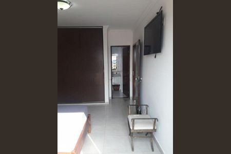 Casa à venda com 3 quartos, 300m² em Jardim Luanda, São Paulo