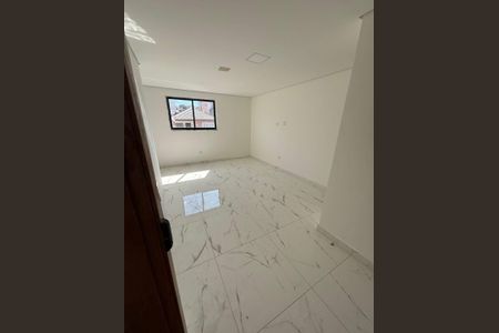 Casa à venda com 2 quartos, 104m² em Parque das Nações, Santo André
