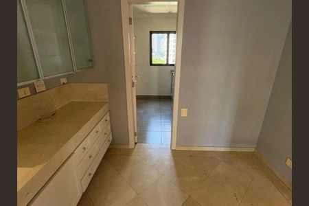 Apartamento para alugar com 3 quartos, 126m² em Vila Nova Conceição, São Paulo
