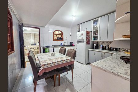Casa de condomínio para alugar com 140m², 3 quartos e 2 vagasCozinha