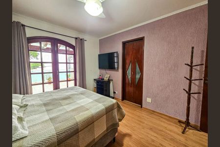 Casa de condomínio para alugar com 140m², 3 quartos e 2 vagasSuite