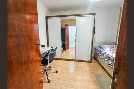 Quarto 2 de casa de condomínio para alugar com 3 quartos, 140m² em Jardim Sandra, São Paulo