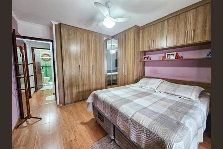 Casa de condomínio para alugar com 140m², 3 quartos e 2 vagasSuite