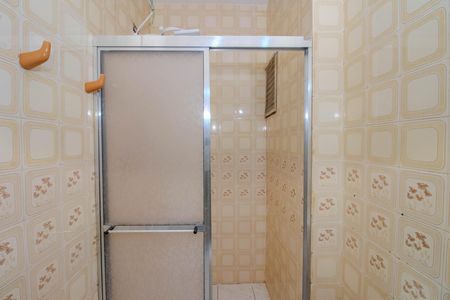 Banheiro de apartamento para alugar com 1 quarto, 46m² em Boa Vista, Porto Alegre