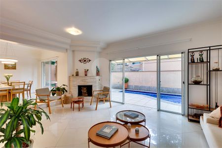 Casa à venda com 4 quartos, 518m² em Jardim Cordeiro, São Paulo