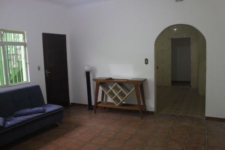 Casa para alugar com 134m², 3 quartos e 3 vagasSala