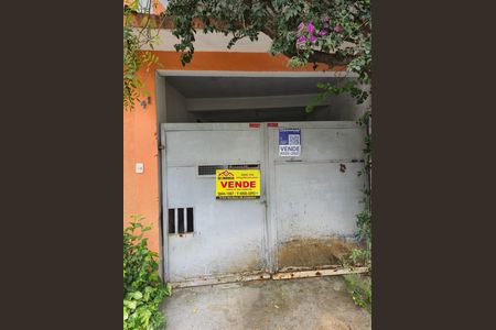 Casa à venda com 90m², 3 quartos e 2 vagas Casa à venda com 90m², 3 quartos e 2 vagasPlaca