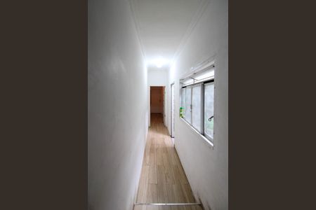 Corredor  de casa à venda com 3 quartos, 90m² em Jardim Olinda, São Paulo