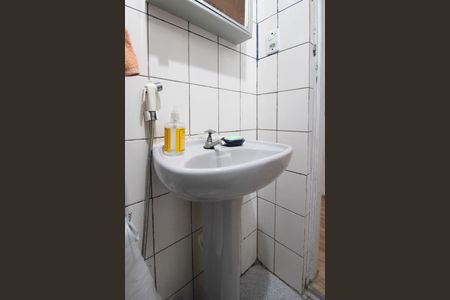 Casa à venda com 90m², 3 quartos e 2 vagas Casa à venda com 90m², 3 quartos e 2 vagasBanheiro 1
