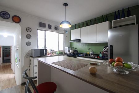 Casa à venda com 90m², 3 quartos e 2 vagas Casa à venda com 90m², 3 quartos e 2 vagasCozinha
