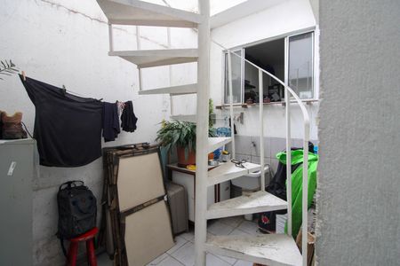Casa à venda com 90m², 3 quartos e 2 vagas Casa à venda com 90m², 3 quartos e 2 vagasÁrea de Serviço