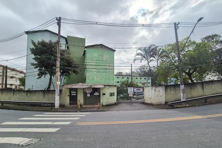 Apartamento à venda com 48m², 2 quartos e 1 vaga Apartamento à venda com 48m², 2 quartos e 1 vagaFachada e portaria