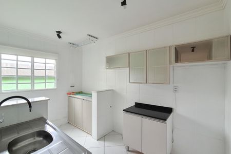 Apartamento à venda com 48m², 2 quartos e 1 vaga Apartamento à venda com 48m², 2 quartos e 1 vagaCozinha e Área de Serviço