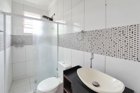Apartamento à venda com 48m², 2 quartos e 1 vaga Apartamento à venda com 48m², 2 quartos e 1 vagaBanheiro Social