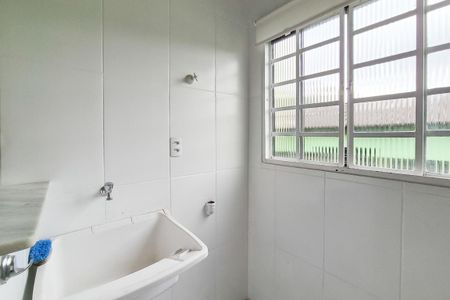 Apartamento à venda com 48m², 2 quartos e 1 vaga Apartamento à venda com 48m², 2 quartos e 1 vagaCozinha e Área de Serviço