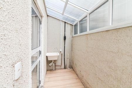 Apartamento para alugar com 55m², 2 quartos e 1 vagaÁrea de Serviço
