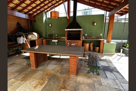 Apartamento para alugar com 198m², 4 quartos e 3 vagas