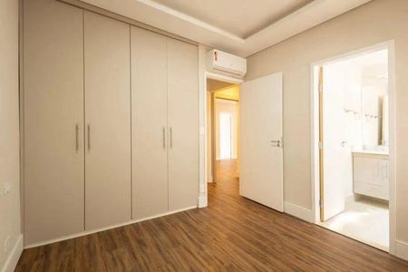 Apartamento para alugar com 2 quartos, 76m² em Vila Olímpia, São Paulo