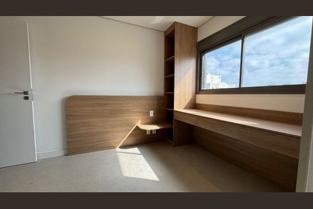 Apartamento para alugar com 160m², 3 quartos e 3 vagas