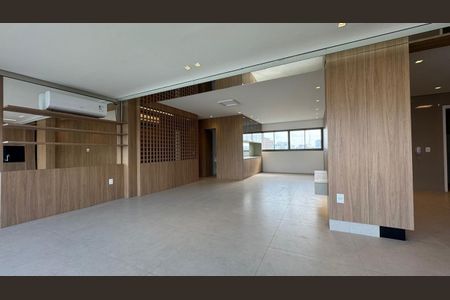 Apartamento para alugar com 160m², 3 quartos e 3 vagas