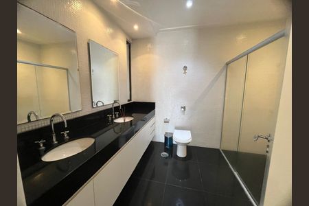 Apartamento à venda com 289m², 3 quartos e 3 vagas