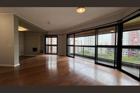 Apartamento para alugar com 4 quartos, 200m² em Chácara Klabin, São Paulo